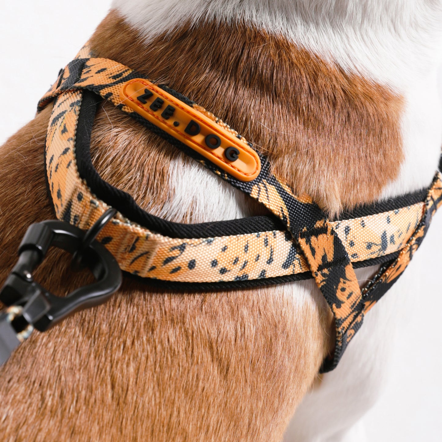 zee.dog x FARM Rio Bossa Banana Softer Walk Harness